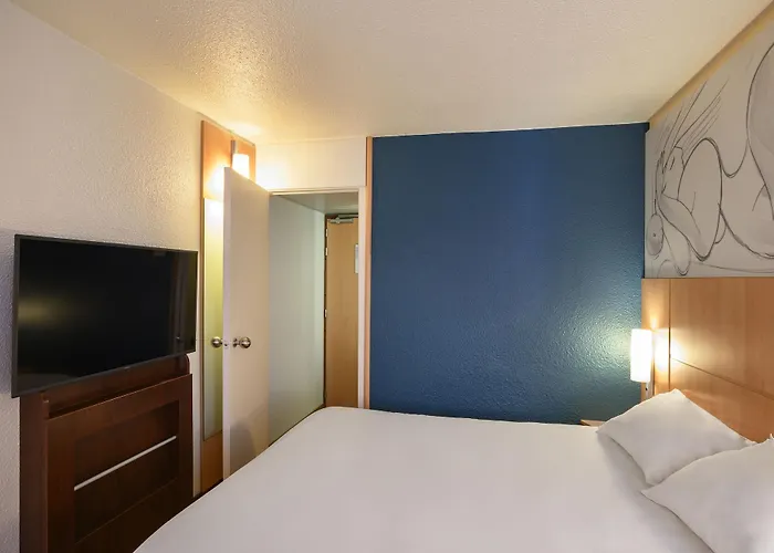 Places to Stay in Le Mans