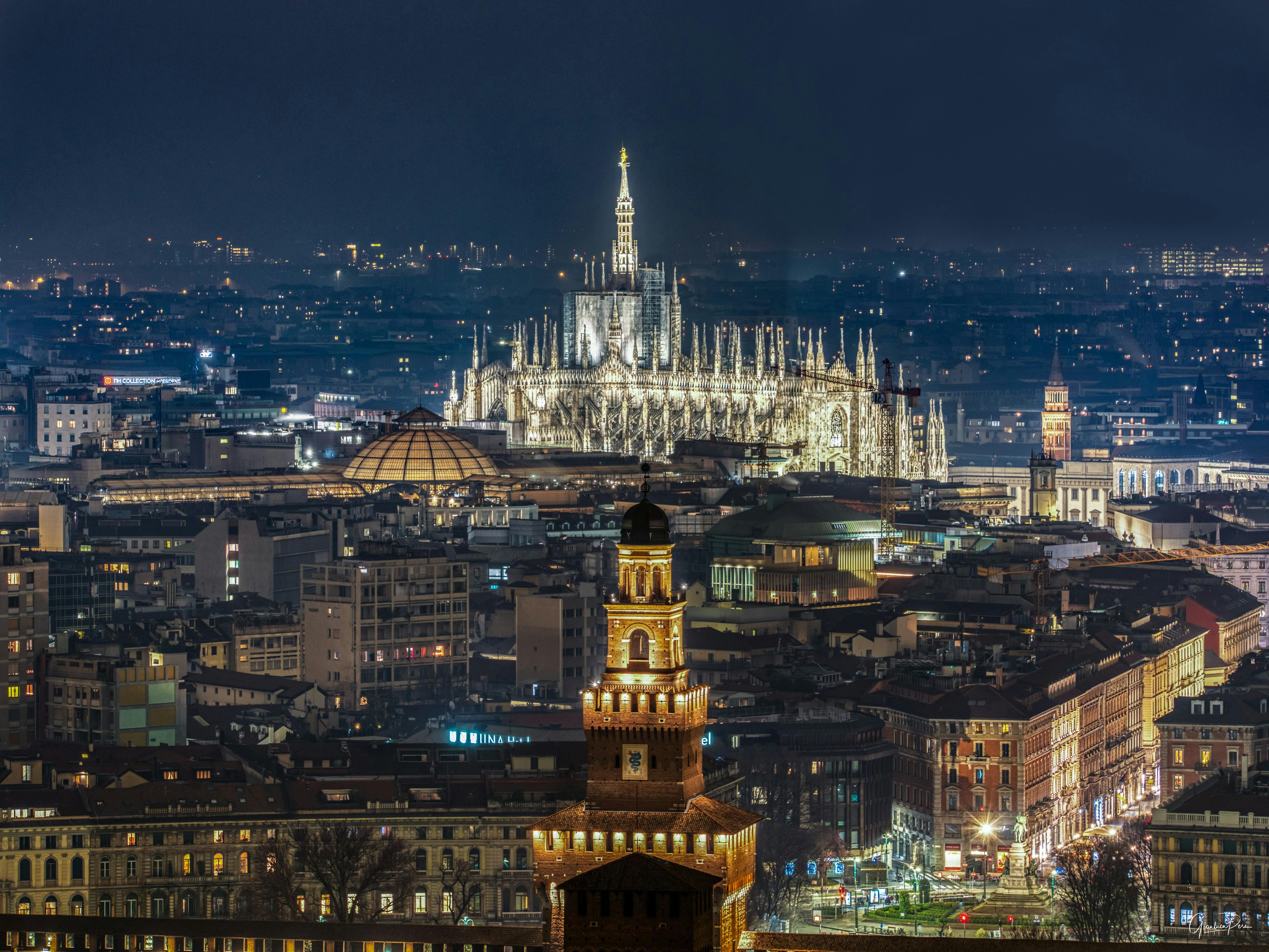 Milan Hotels with Top Ratings