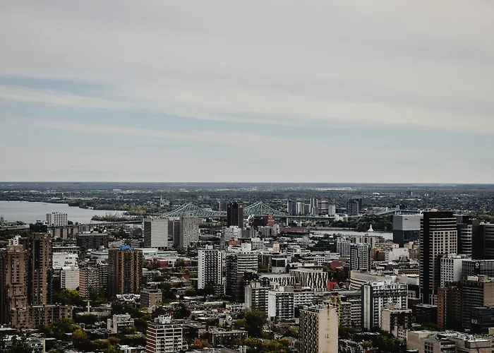 Montreal 5 Star Hotels