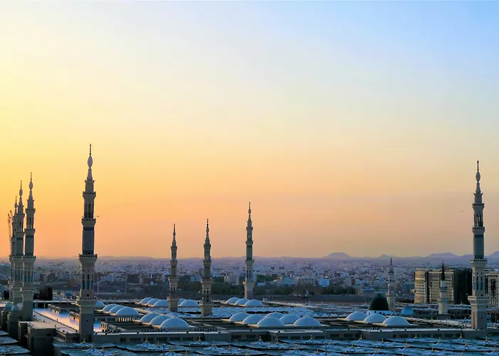 Rua Al Hijrah Hotel Medina