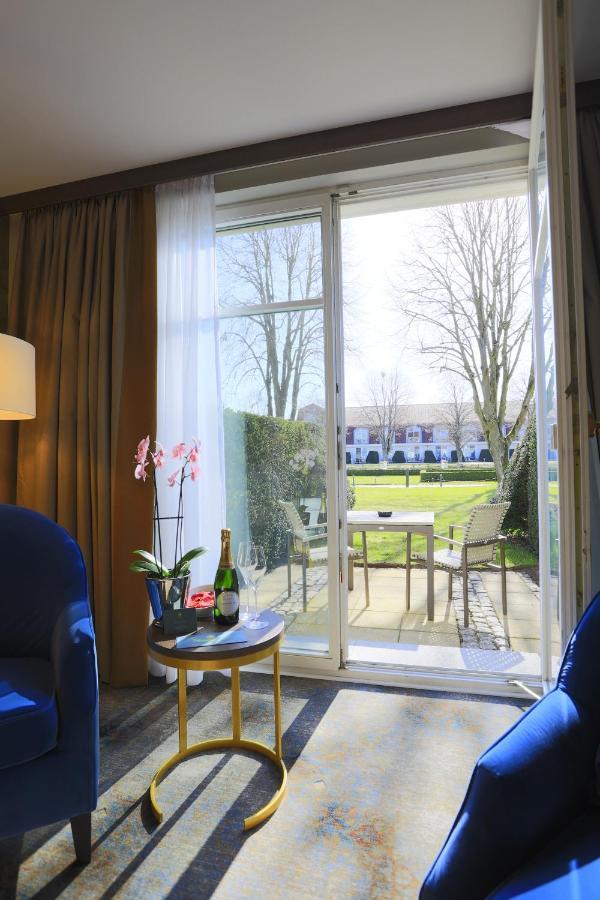Doppel-/Zweibettzimmer mit eigener Terrasse
