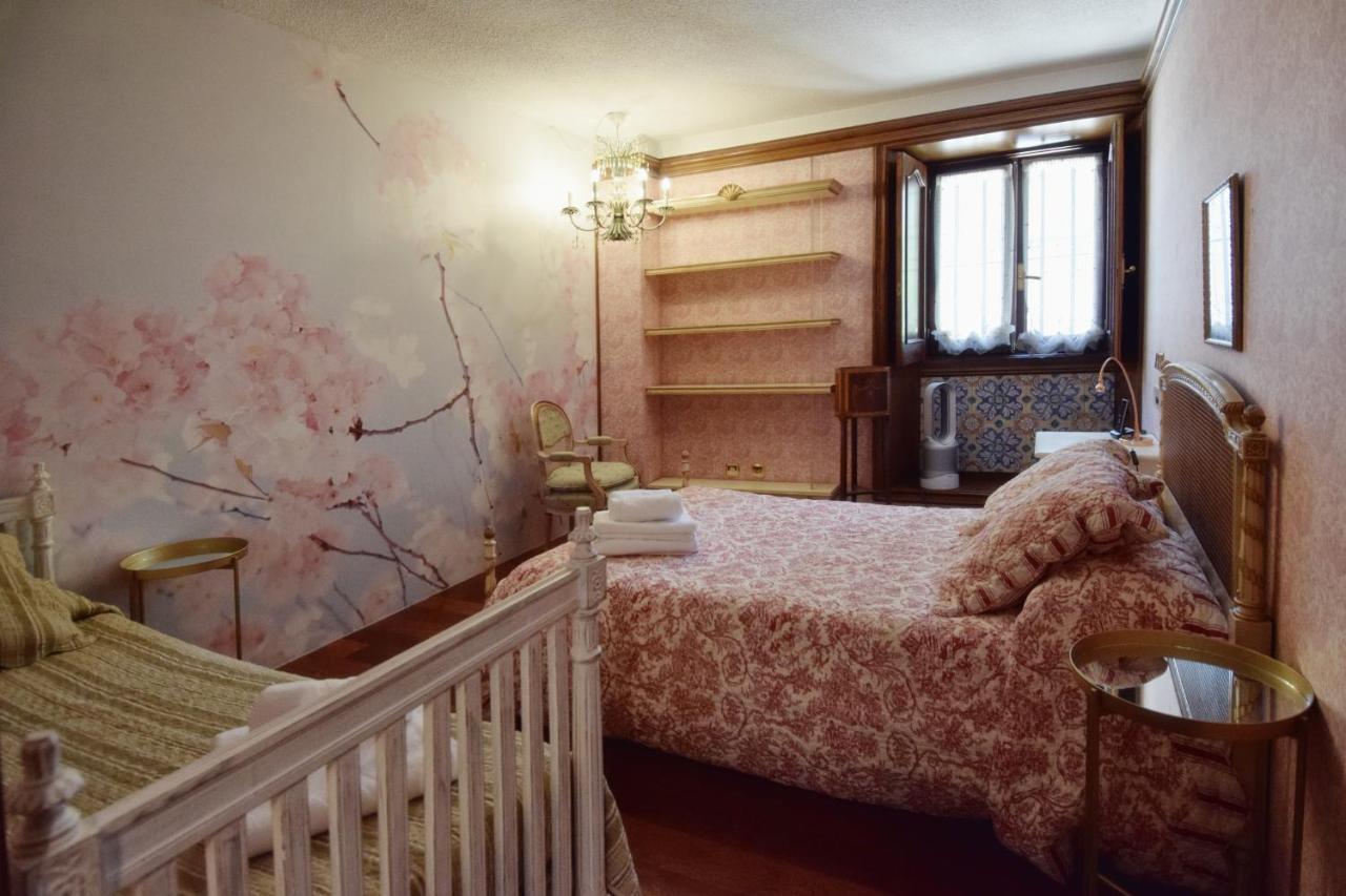 Apartamento con balcón