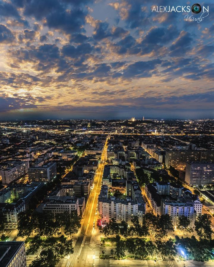 Suite - Vue panoramique sur Vieille Ville