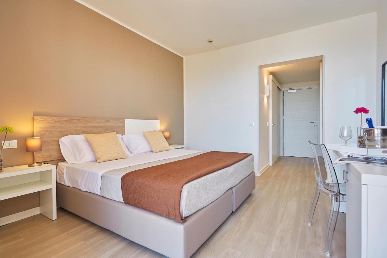 Economy Double With Partial View,1018529701:JPEG