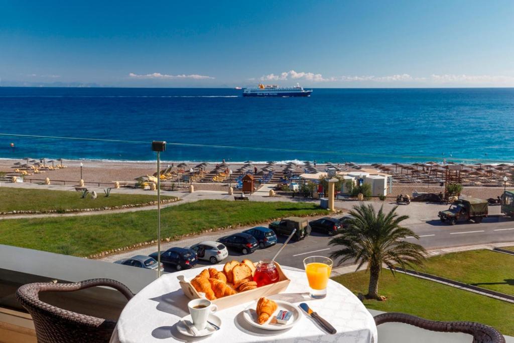 Chambre Double ou Lits Jumeaux Standard - Vue sur Mer