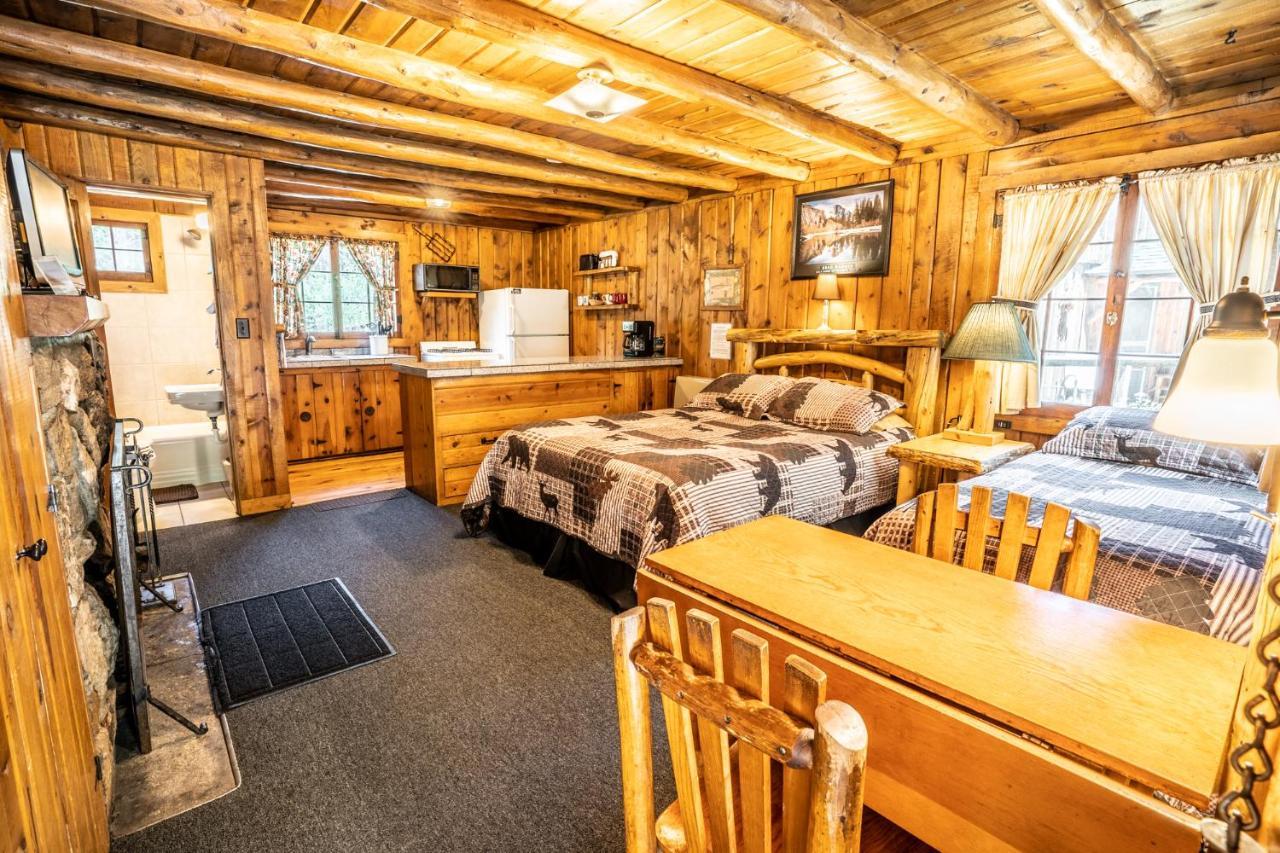 Colorado Bear Creek Cabin 2
