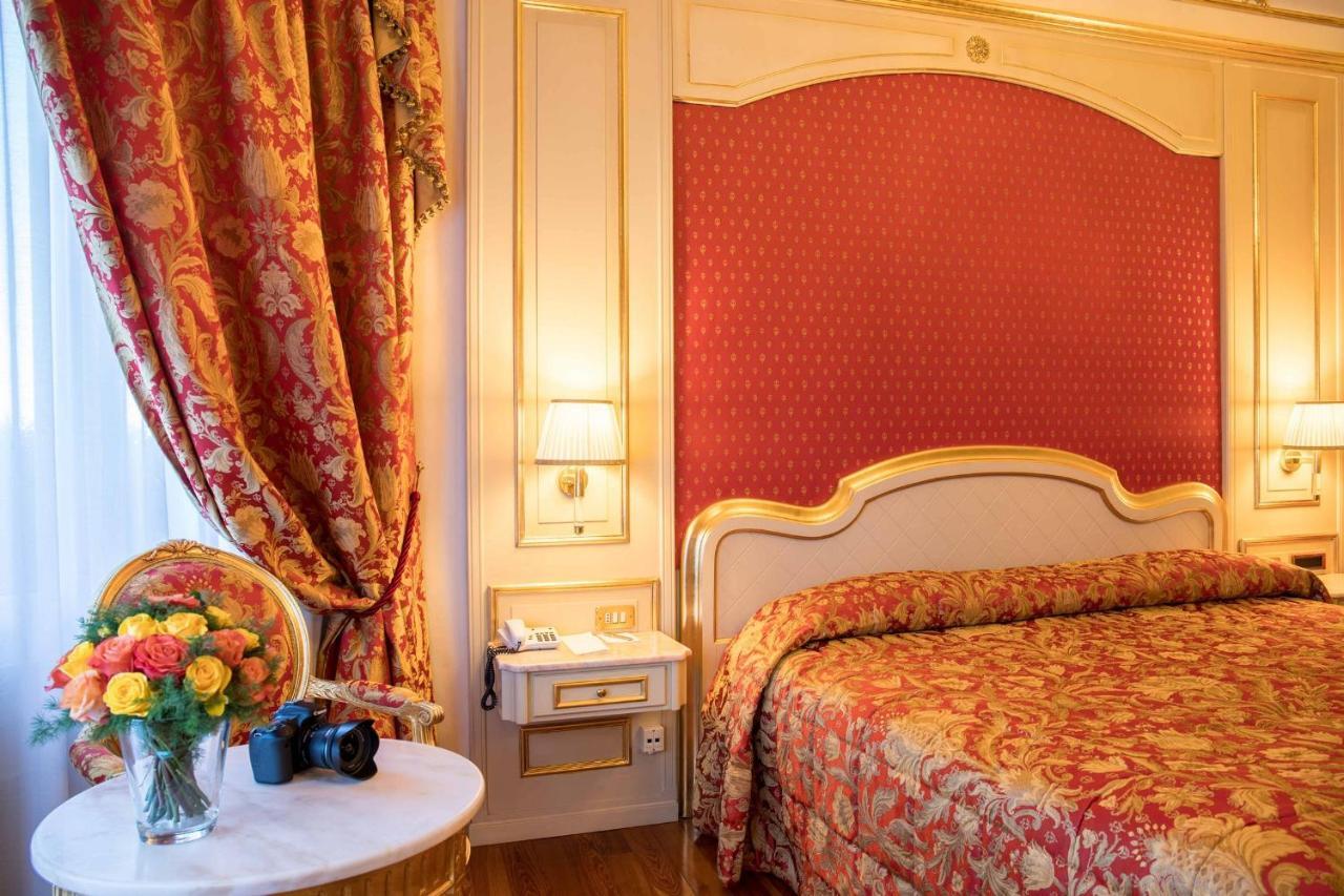 Double or Twin Room,1023183874:JPEG