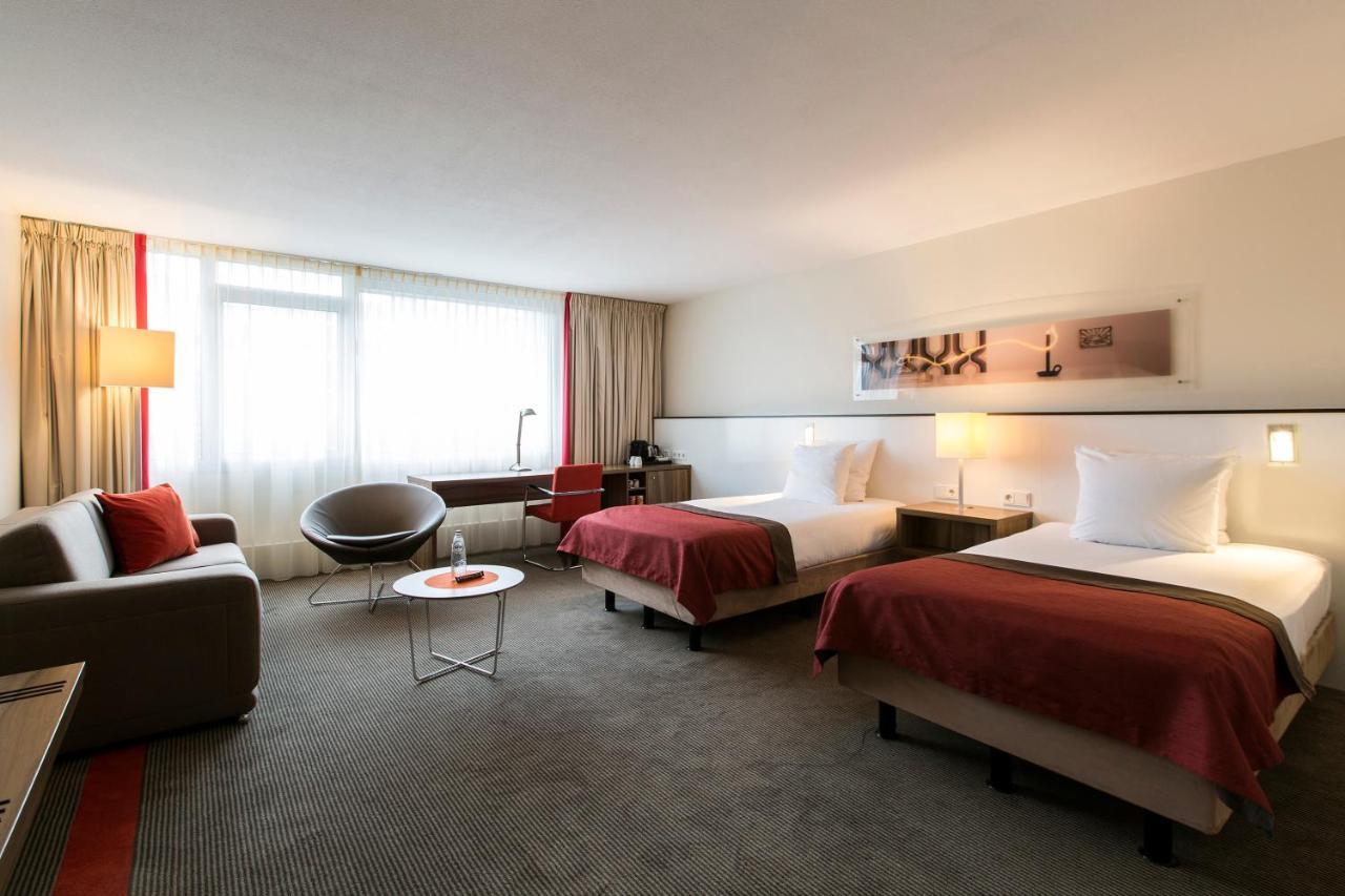 Twin Suite with Sofa Bed,1593638725:JPEG
