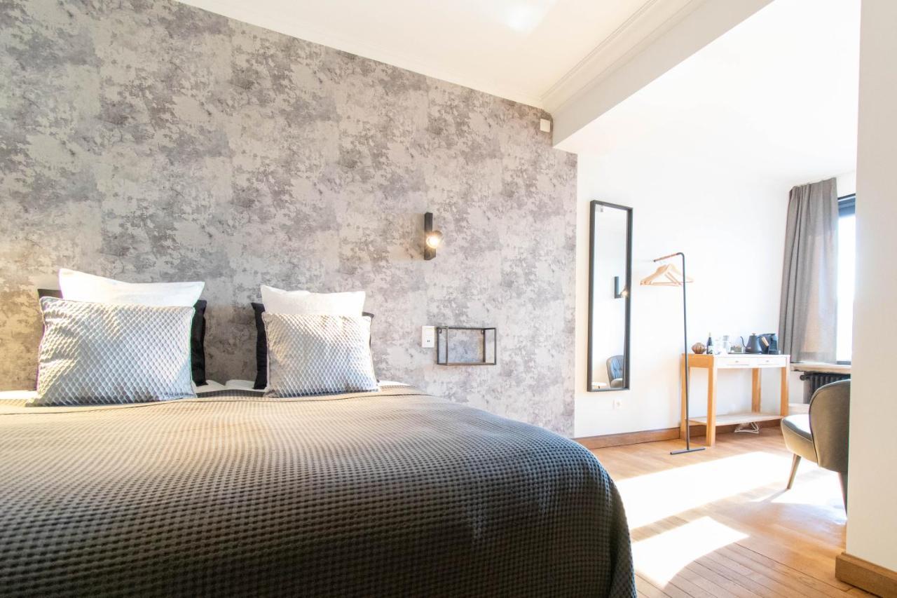 Deluxe King Room,1589354911:JPEG