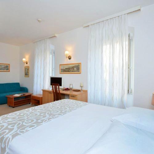 Quarto Superior com Cama Queen-size