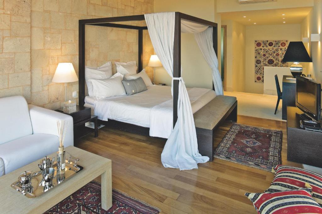 Maisonette mit Queensize-Bett und eigenem Pool - Meerseite