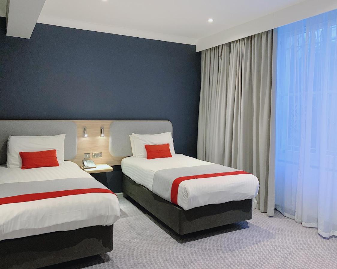 Chambre Lits Jumeaux Standard avec Petit-Déjeuner Chaud Gratuit