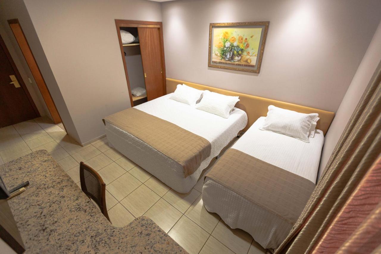 Quarto Triplo Standard