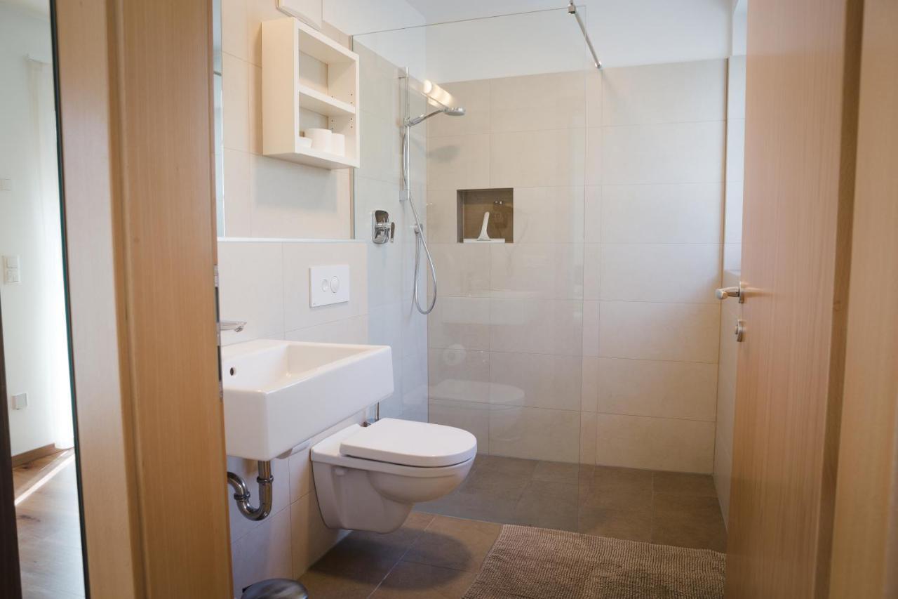 Apartment mit Balkon