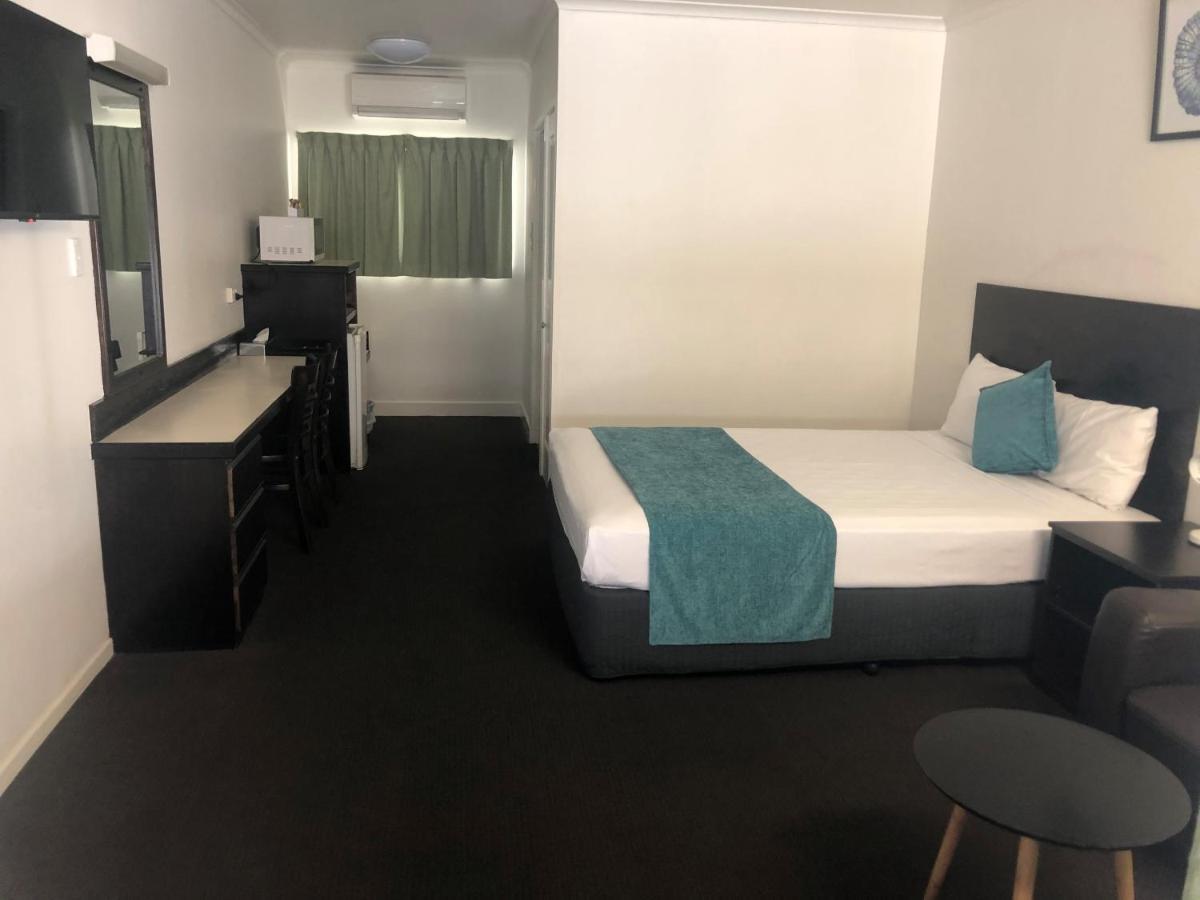 Chambre Lit Queen-Size ou Lits Jumeaux Standard