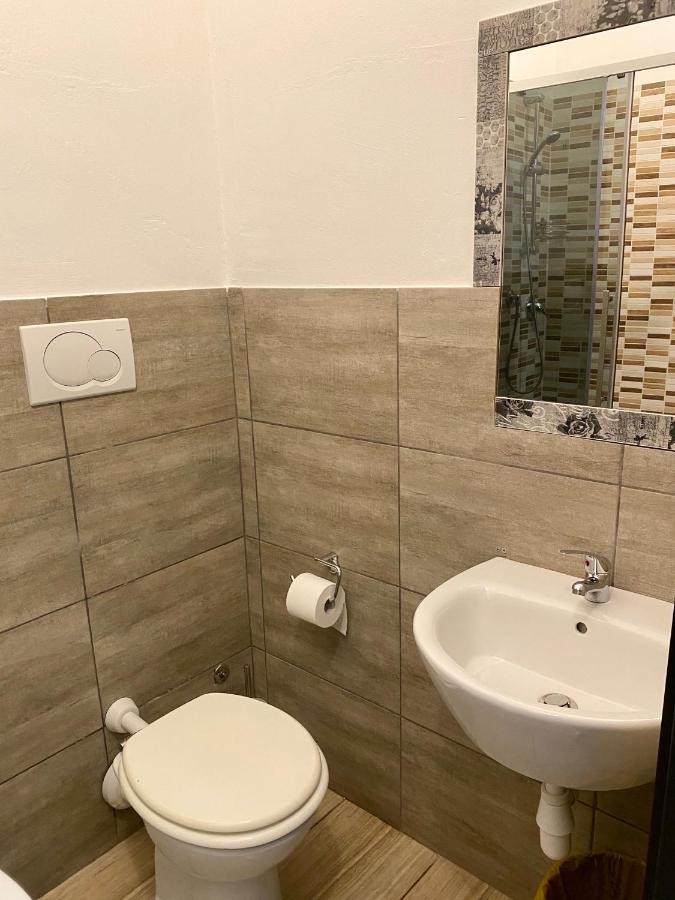 Chambre Lits Jumeaux avec Salle de Bains Privative