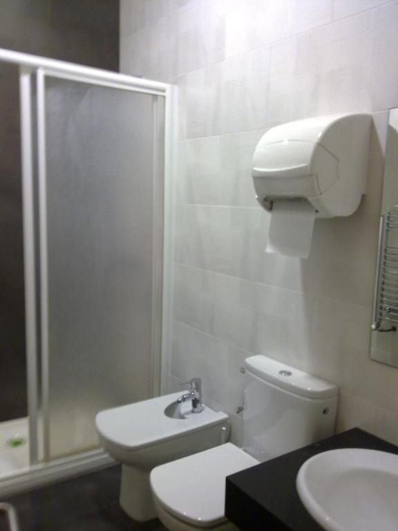 Habitación Doble con baño compartido - 2 camas
