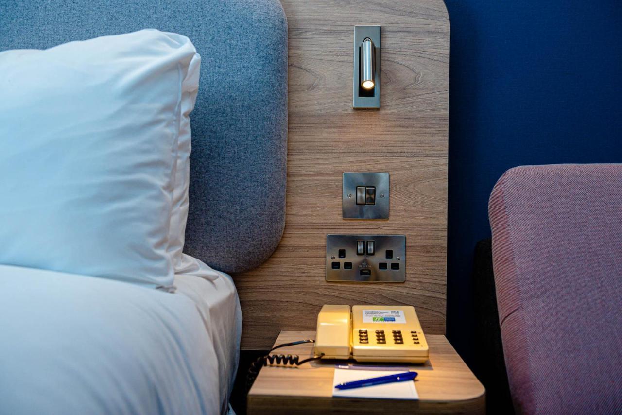 Chambre Standard avec Petit-Déjeuner Chaud Gratuit