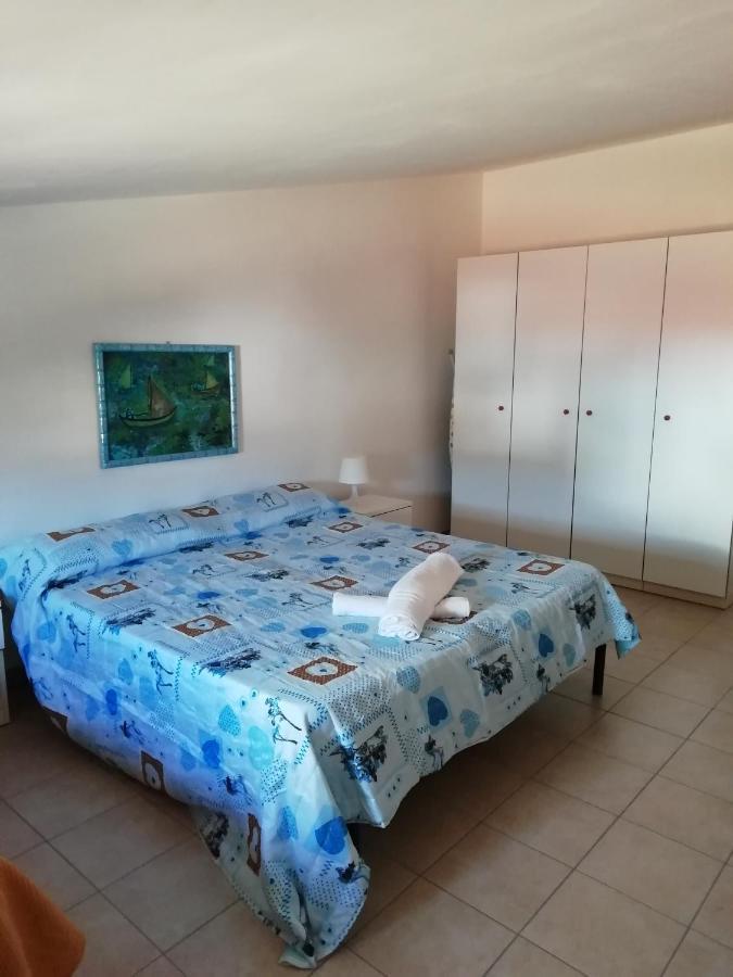 One-Bedroom House,1041049183:JPEG