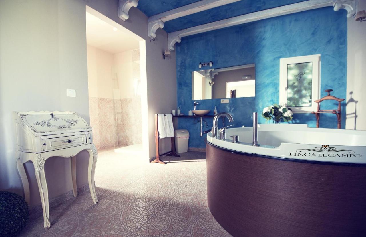Suite con bañera de hidromasaje - Cama extragrande