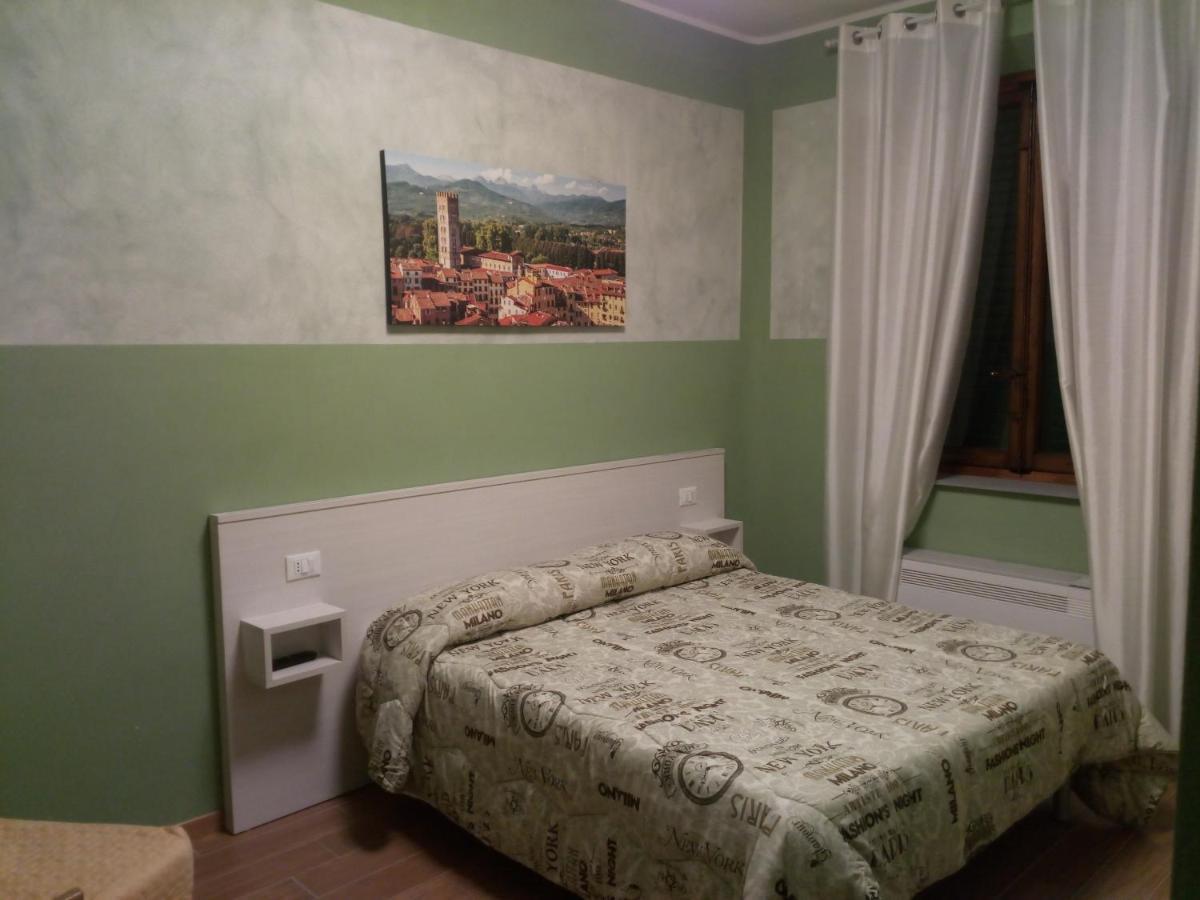 Camera Familiare con Bagno Privato