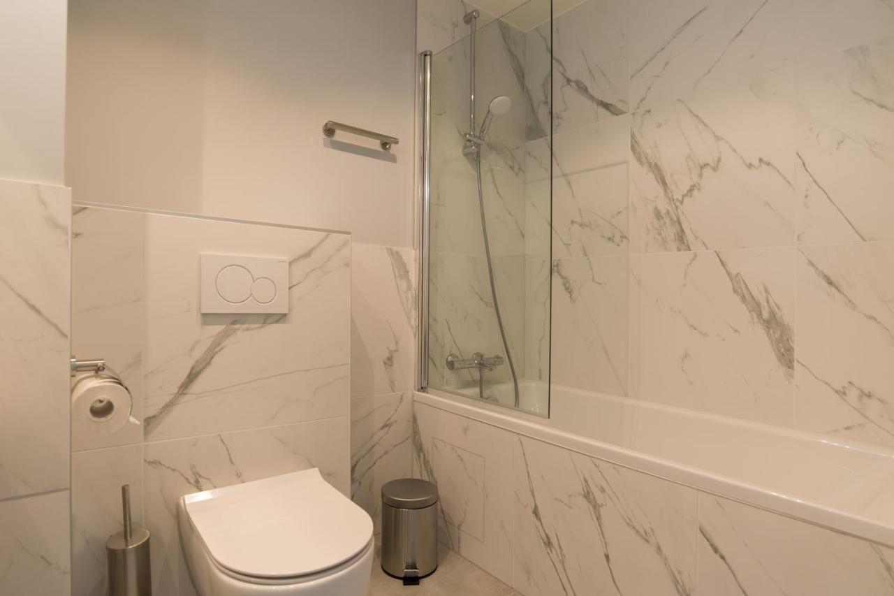 Deluxe Doppelzimmer mit Badewanne (1. Etage)