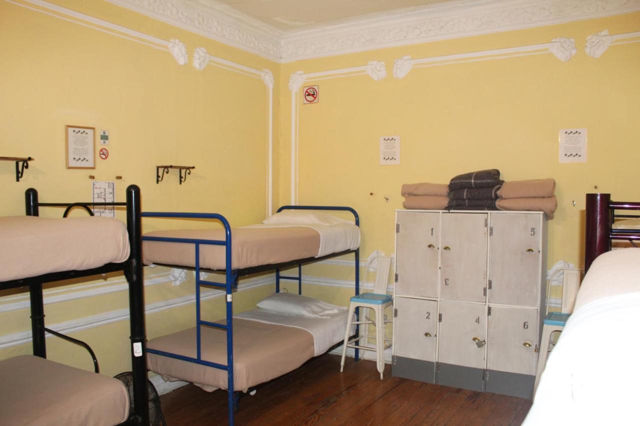Bunk Bed in Mixed Dormitory Room