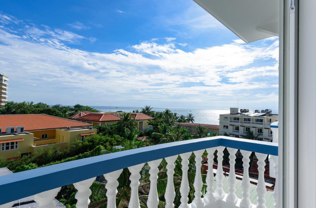 Deluxe Double or Twin Room with Balcony