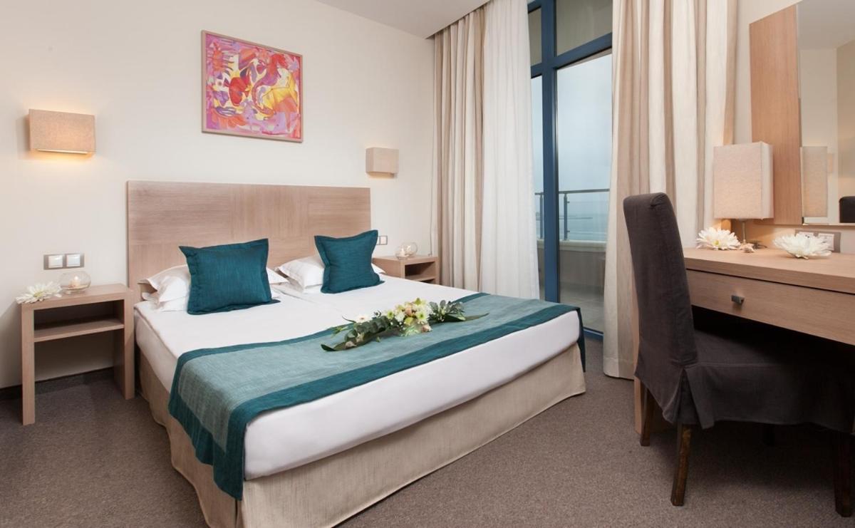 Deluxe Zimmer mit Meerblick - kostenloser Zugang zum Spa und Strand