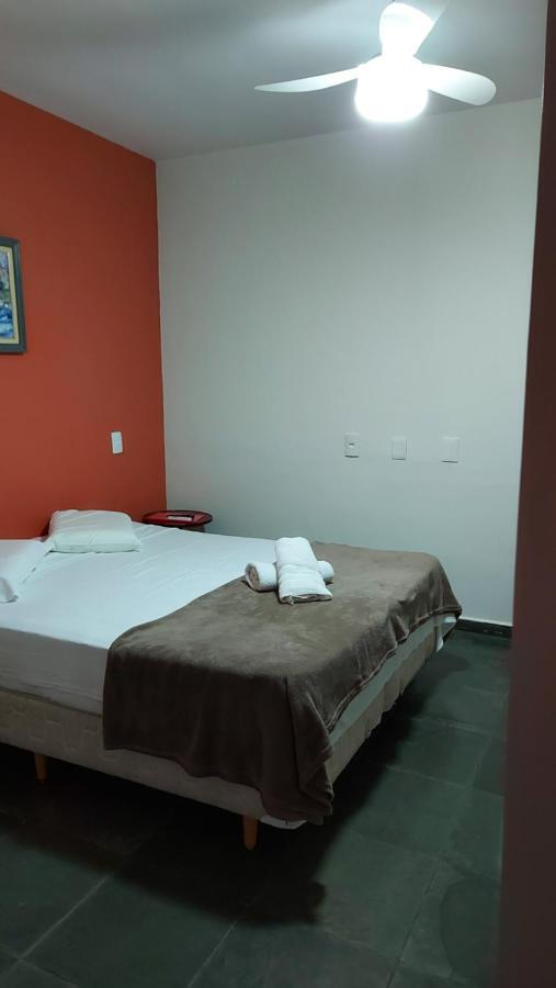 Quarto com Cama King-size