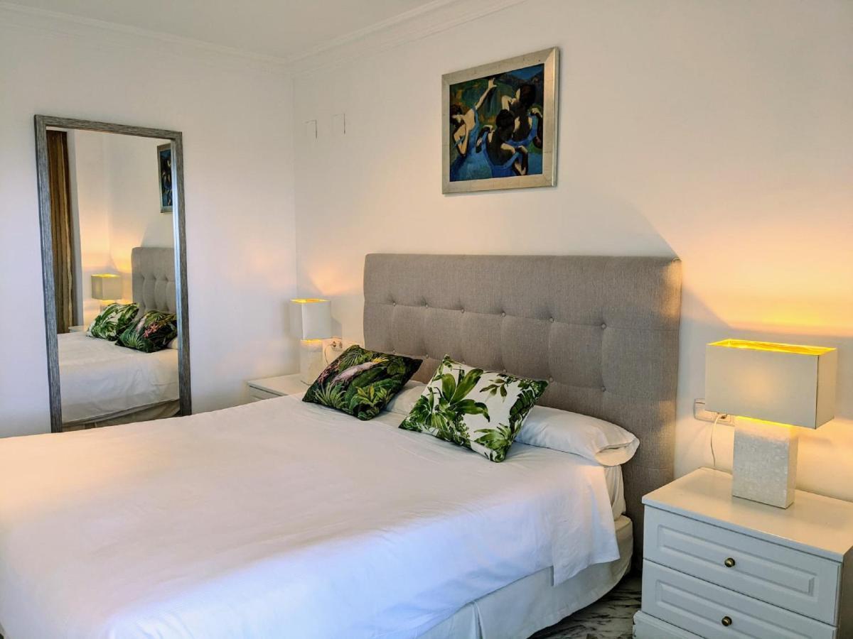 Two-Bedroom Apartment,1084215112:JPEG