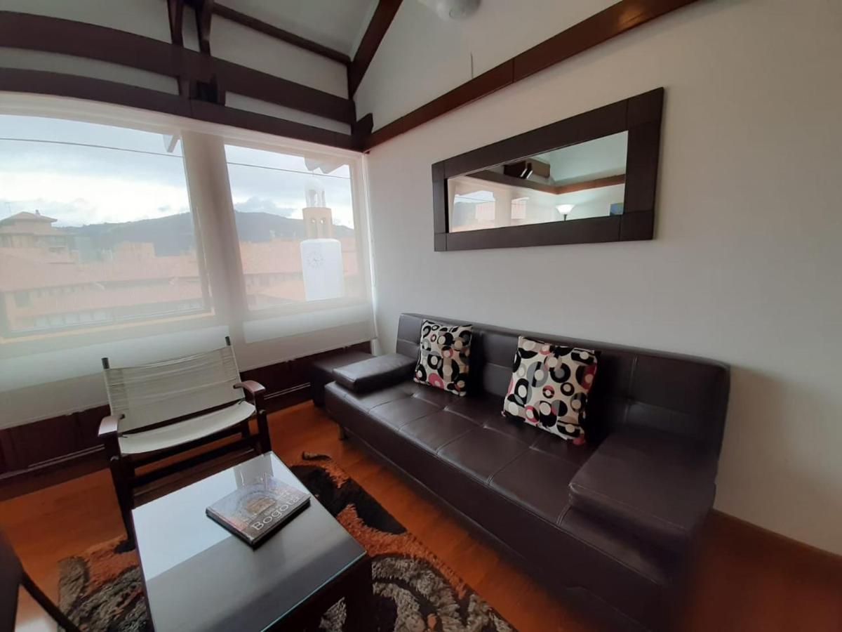 Standard Two-Bedroom Apartment,1084890748:JPEG