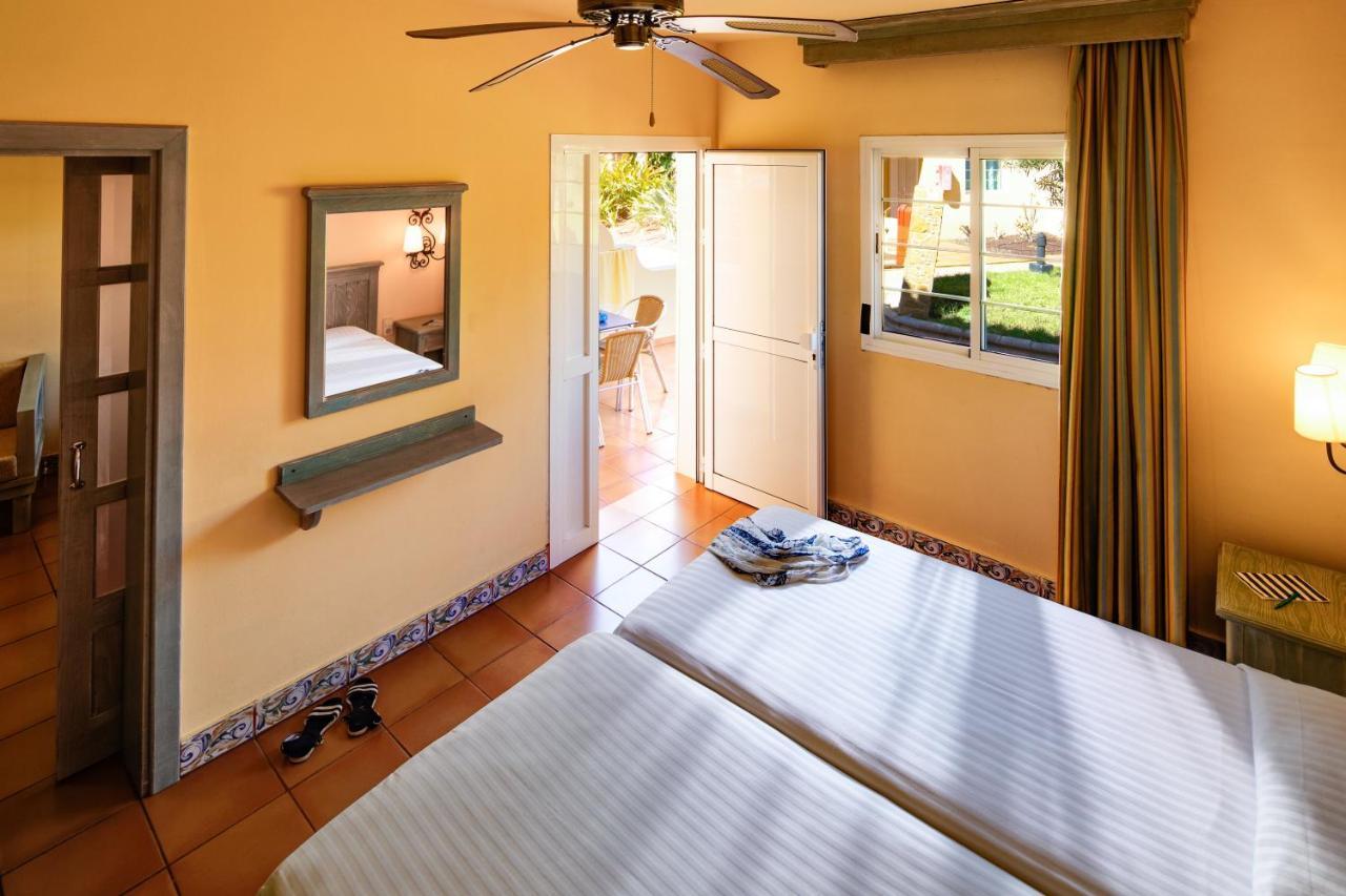 Chambre Double Deluxe (2 Adultes + 1 Enfant)