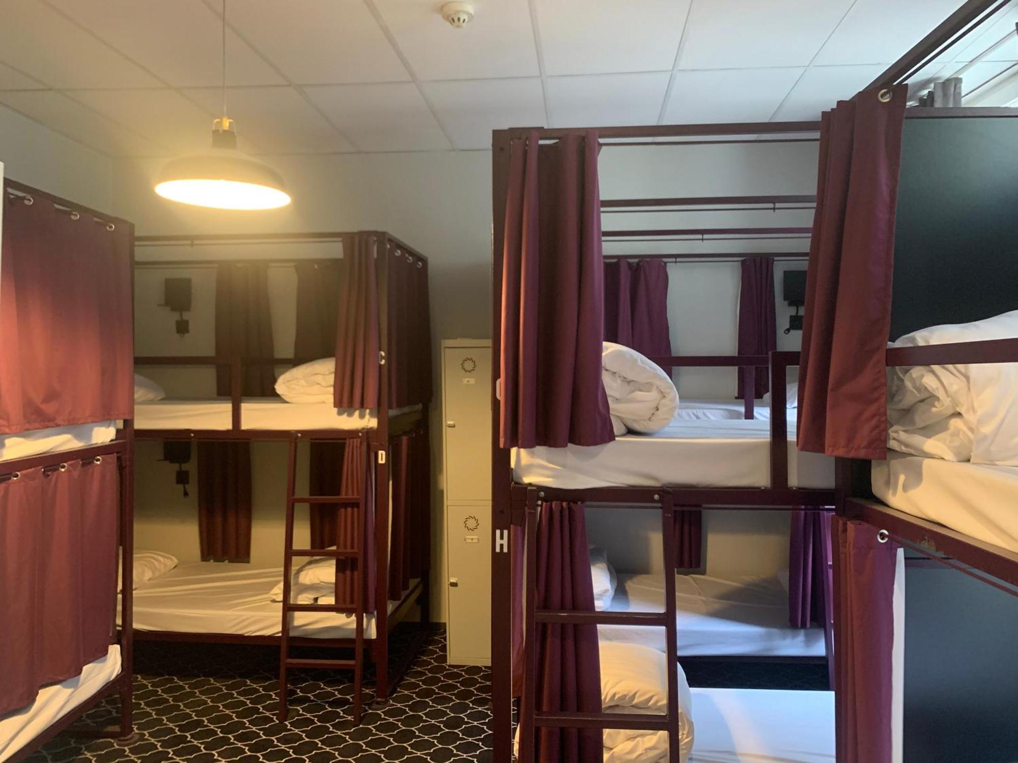 Bed 10-Bed Mixed Dorm Ensuite,1088627980:JPEG