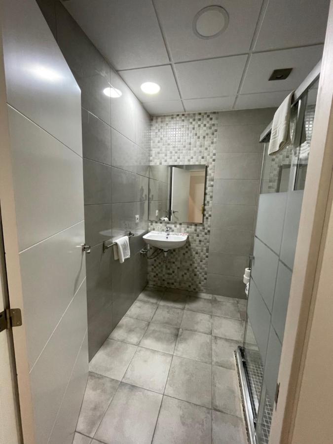 Quadruple Room,1089537968:JPEG