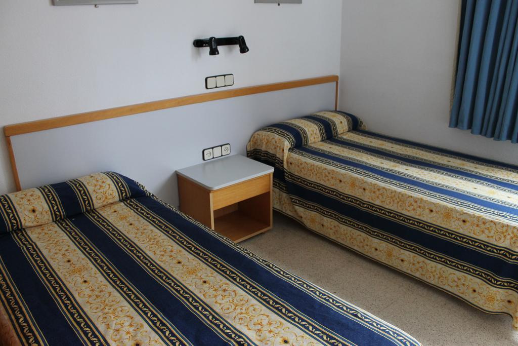 Apartamento de 1 dormitorio con terraza (2 adultos)