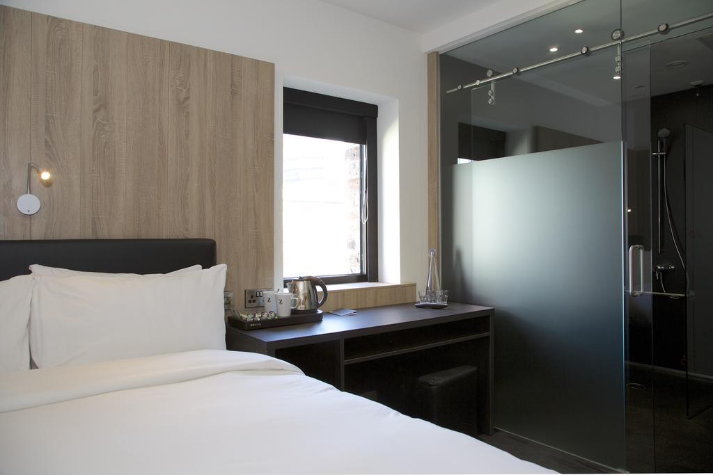 Chambre Lit Queen-size - Accessible aux Personnes à Mobilité Réduite