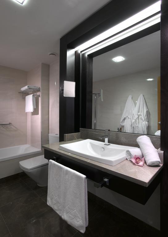 Quarto Twin Clássico com Pacote de Passagem de Ano