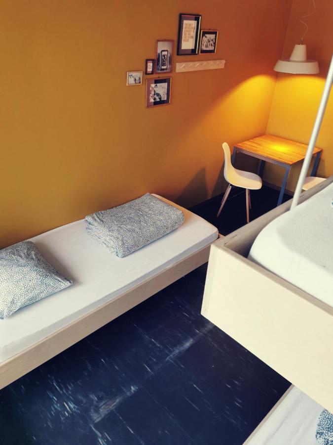 Budget Triple Room with Shared Bathroom,1092464745:JPEG