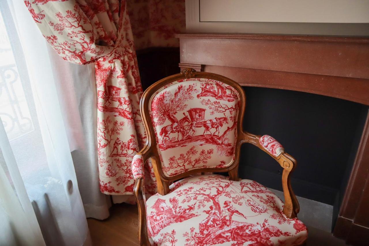 Deluxe Queen Room - Boudoir