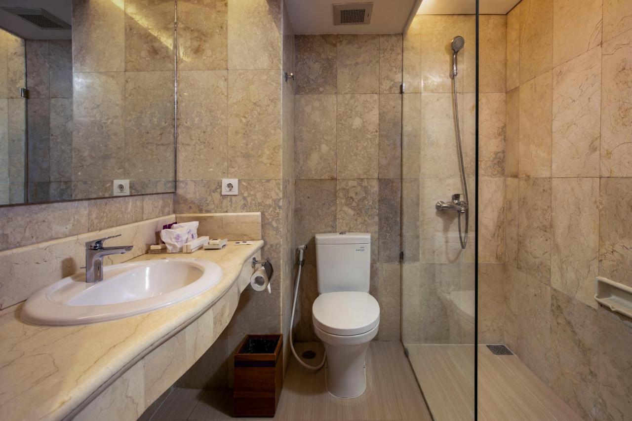 Grande Chambre Double ou Lits Jumeaux de Luxe - Côté Piscine