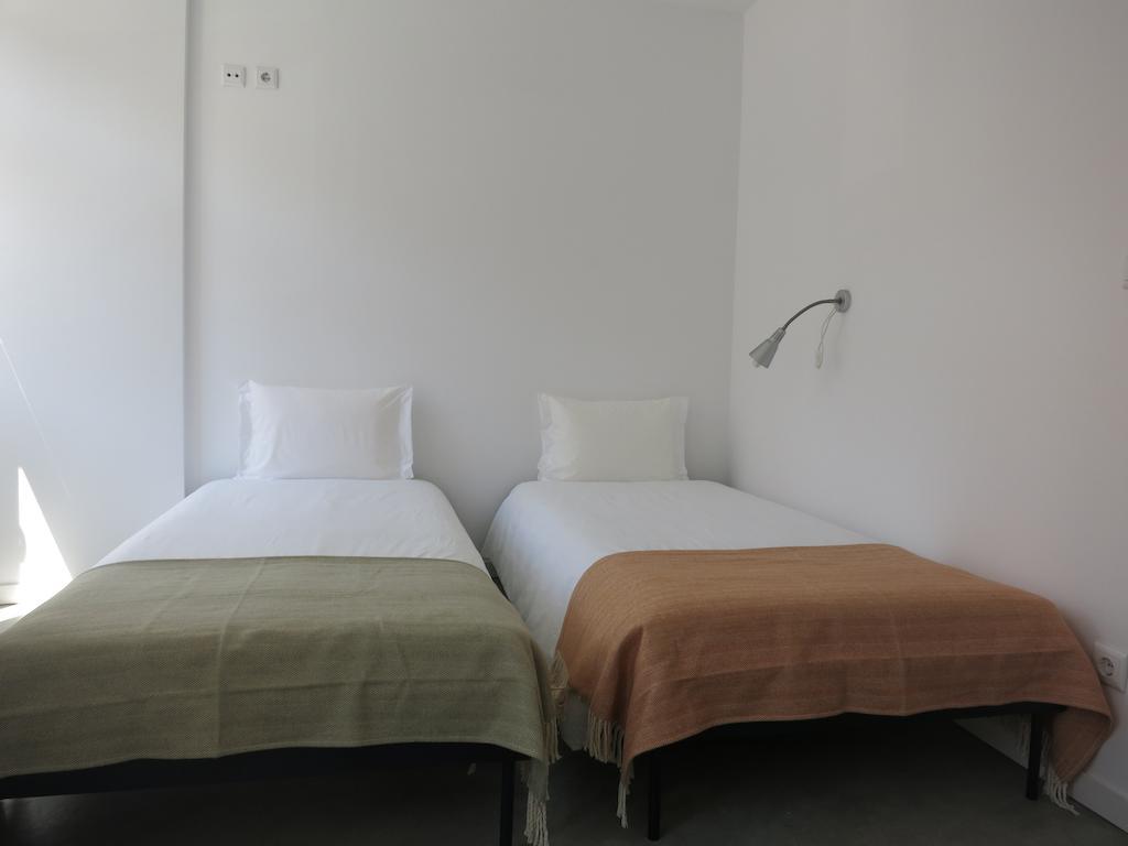 Quarto Triplo com Chuveiro