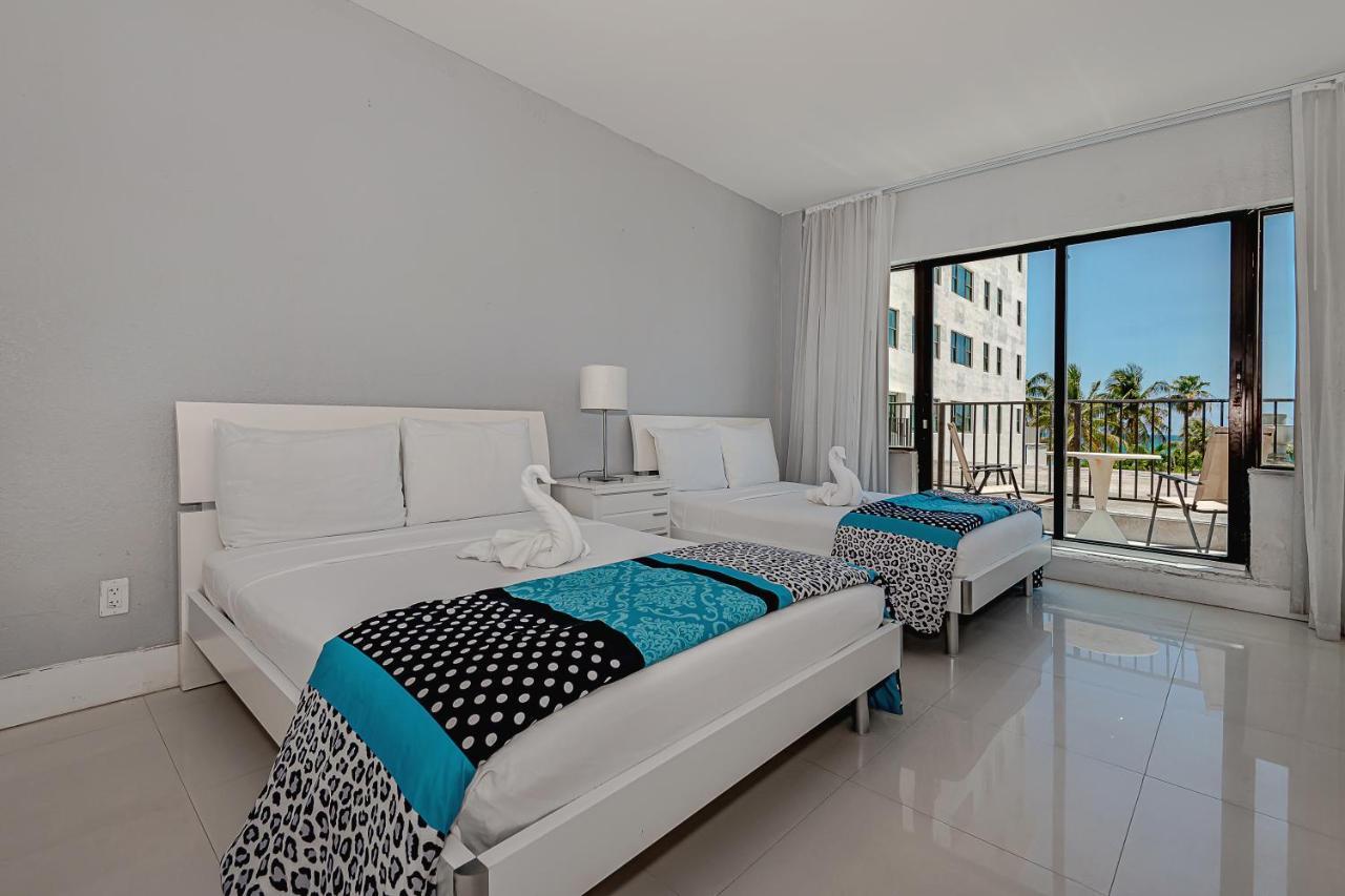 Studio with Balcony