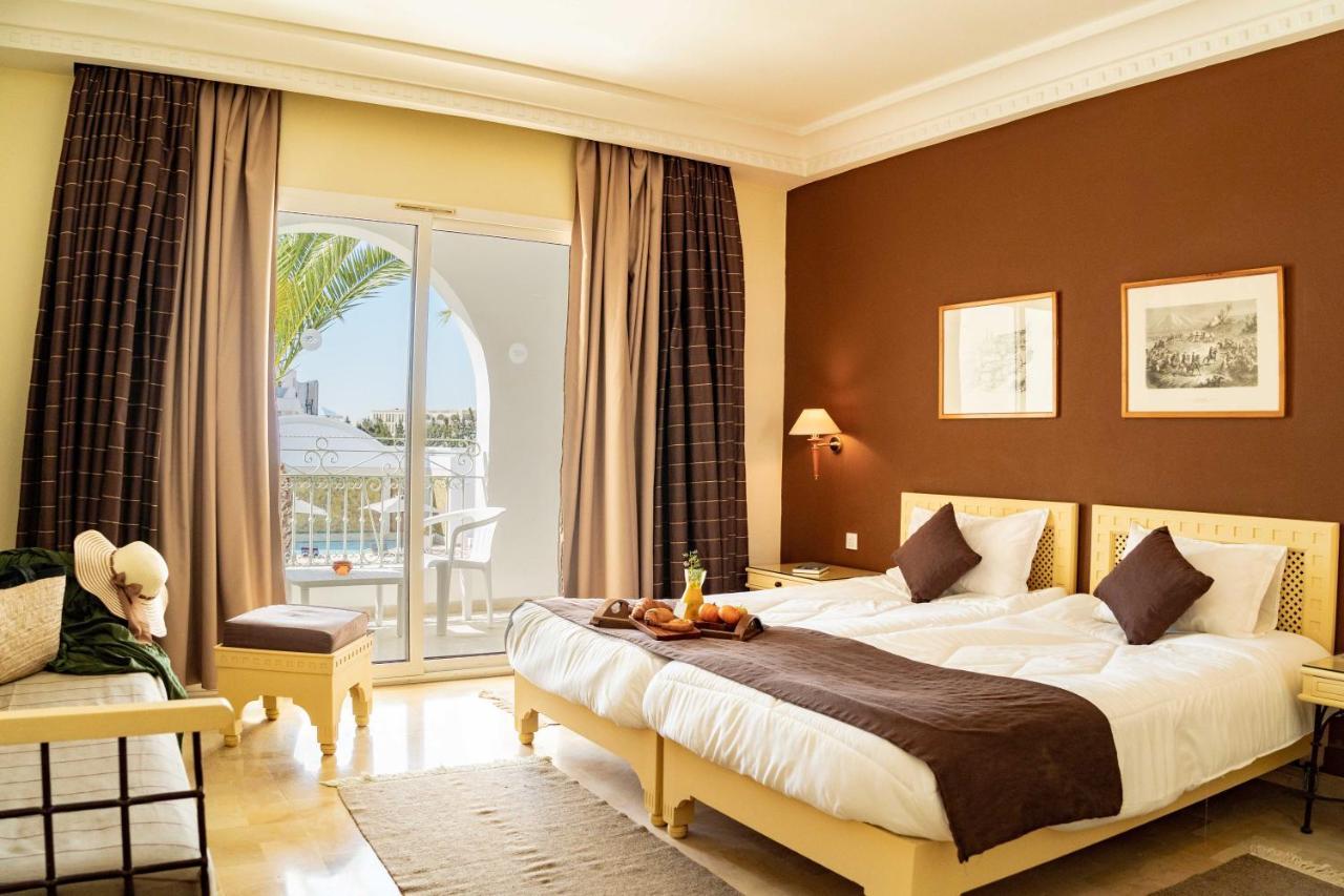 Doppelzimmer mit Poolblick