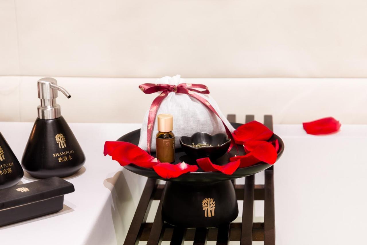 Hongcun Wellbeing Townhouse（Travel Photography, Welcome Fruits and Turndown Service）
