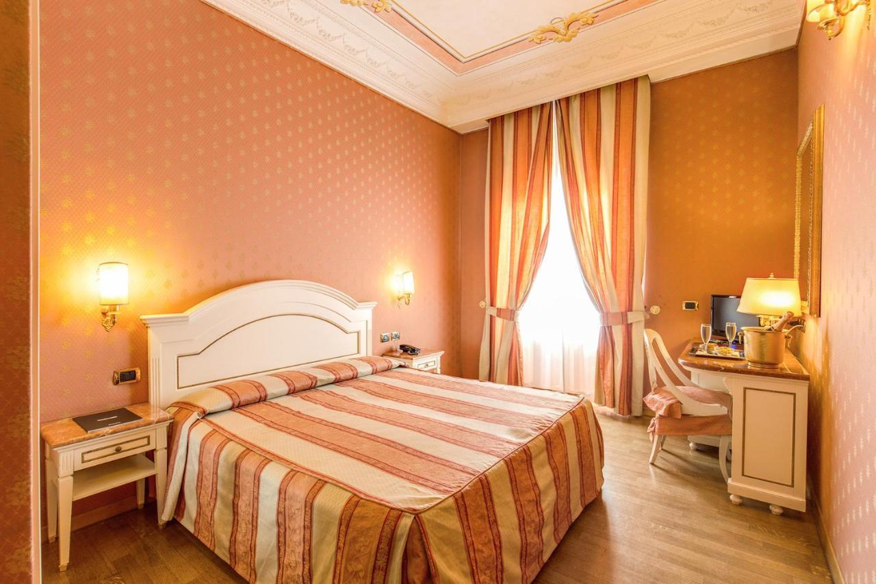 Superior Double or Twin Room,141079770:JPEG