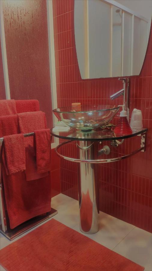 Standard Suite,1589264446:JPEG