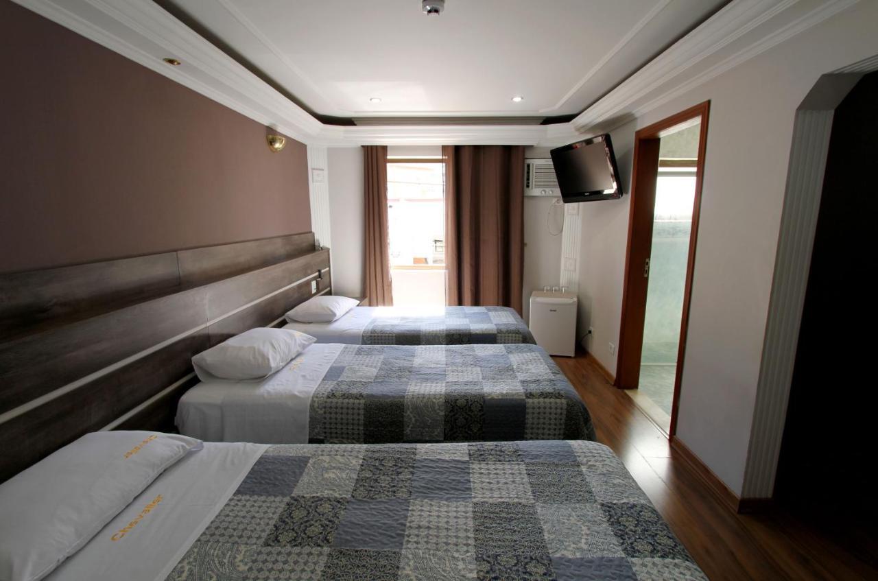 Quarto Triplo Luxo