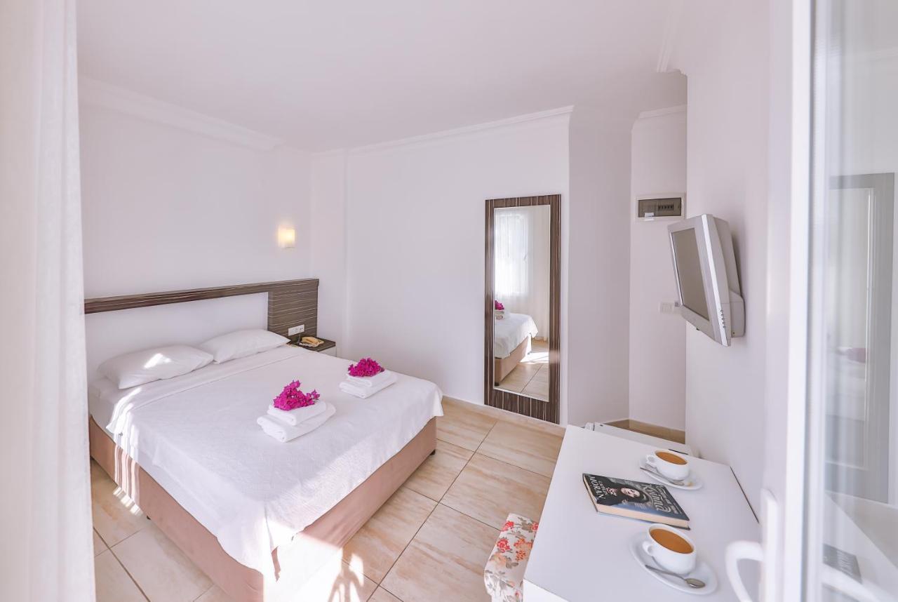 Doppelzimmer mit seitlichem Meerblick
