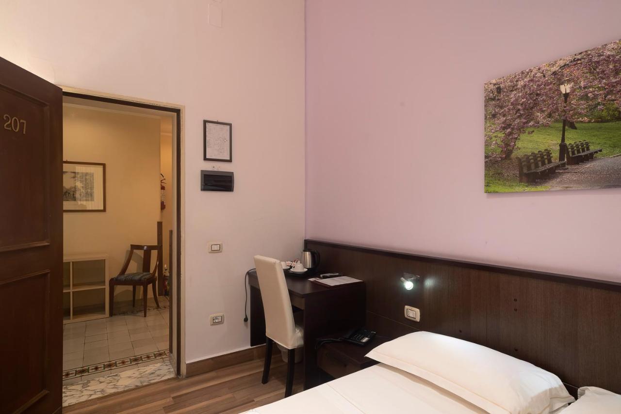 Double or Twin Room,1380855044:JPEG